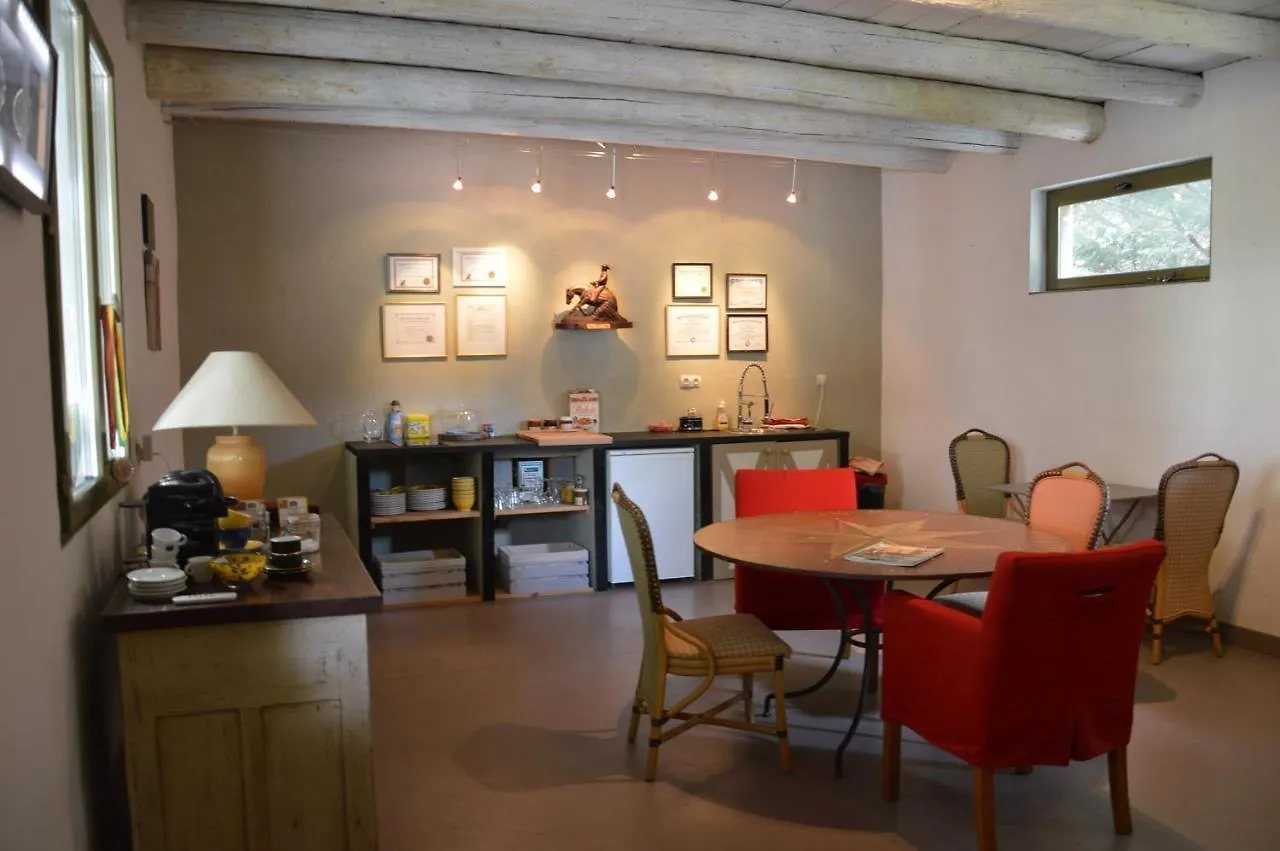 Holiday home Les Mesanges Du Domaine Du Moulin 31 Villa Trollat